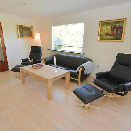 Stunning Home In Augustenborg With Kitchen エクステリア 写真