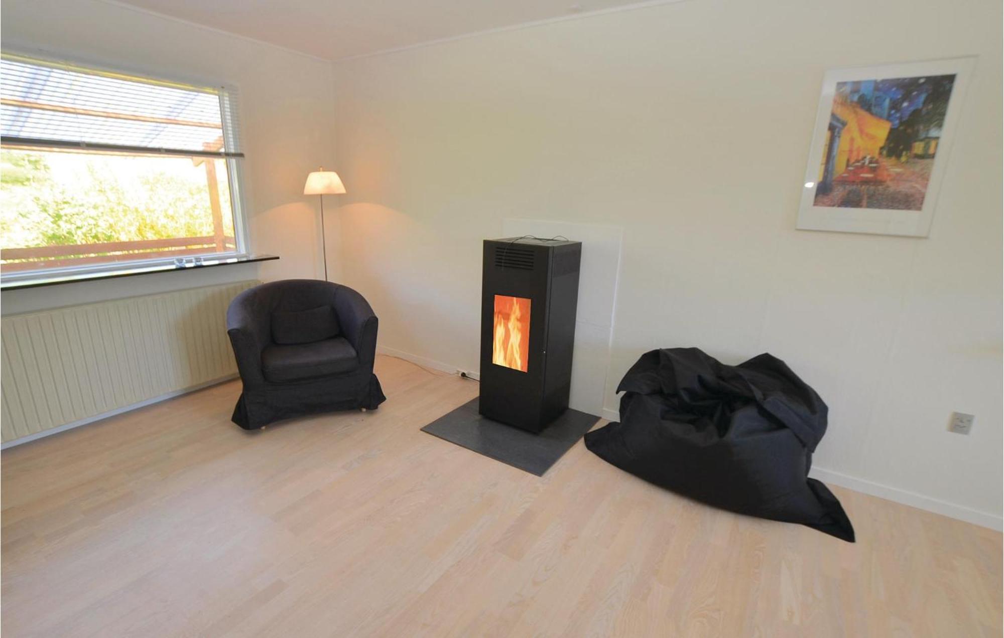 Stunning Home In Augustenborg With Kitchen エクステリア 写真