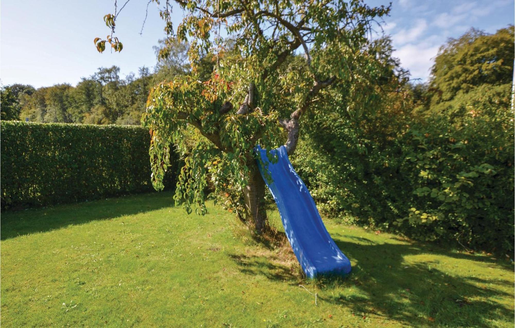 Stunning Home In Augustenborg With Kitchen エクステリア 写真